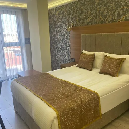 Golden Lux Hotel Анталья Экстерьер фото